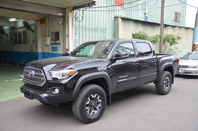 2018 TACOMA  TRD 4X4  全新車