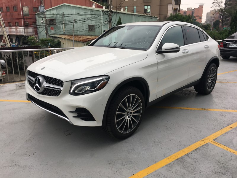 2018年 Benz GLC 300 Coupe P1+AMG