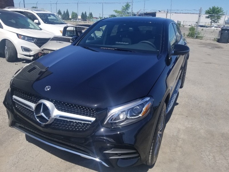 GLC300 Coupe Mercedes-Benz 全新車  P1+P2+AMG