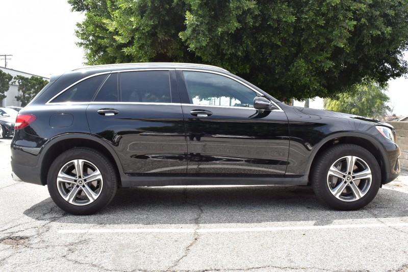 GLC 300 BENZ  OFF-ROAD 外觀套件 群上汽車 #0810