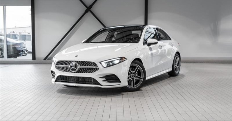 BENZ A220 AMG Line  四門新車款