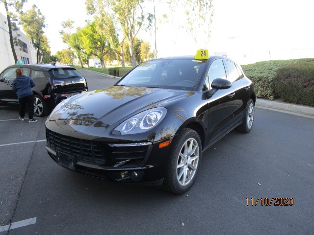 2018年 Porsche 保時捷 Macan 