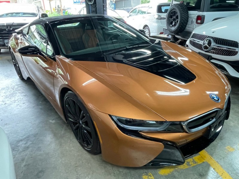 BMW i8 Roadster 敞篷 電能 汽油  混合動力跑車
